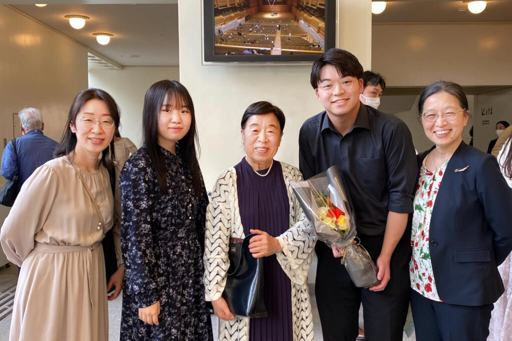 川崎紫明音符ビッツ　川崎紫明音　四宮伶嗣　四宮香子　川崎かぐや　久保莉菜　音符ビッツファミリー